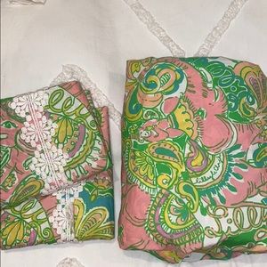 Lily Pulitzer Duvet Cover and Shams!!